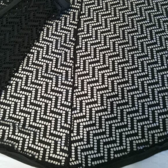 Black stretch hand made lace bathrobe, skirt, or cape - Picture 6 of 9